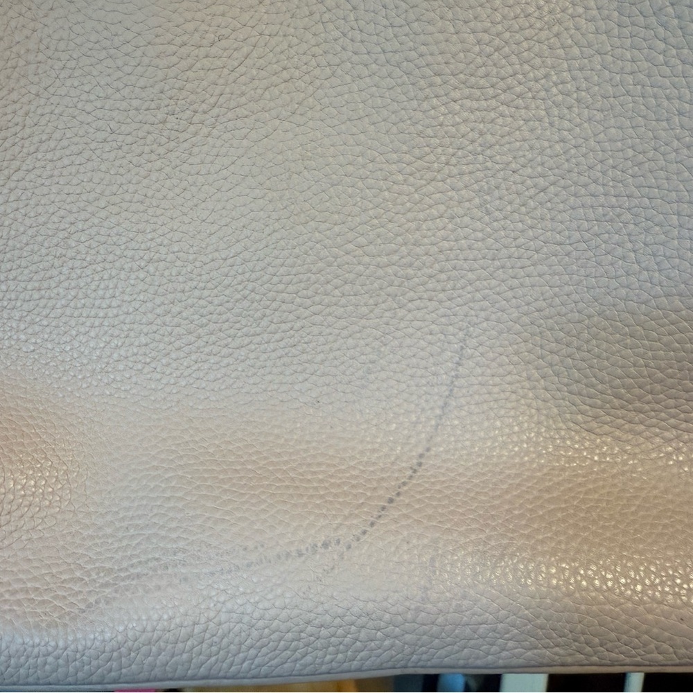 Kate Spade Leather Tote with Black Accents. Fixer upper. - Picture 3 of 9